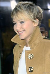 Дженнифер Лоуренс на передаче «Good Morning America»: jennifer-lawrence-on-good-morning-america--16_Starbeat.ru