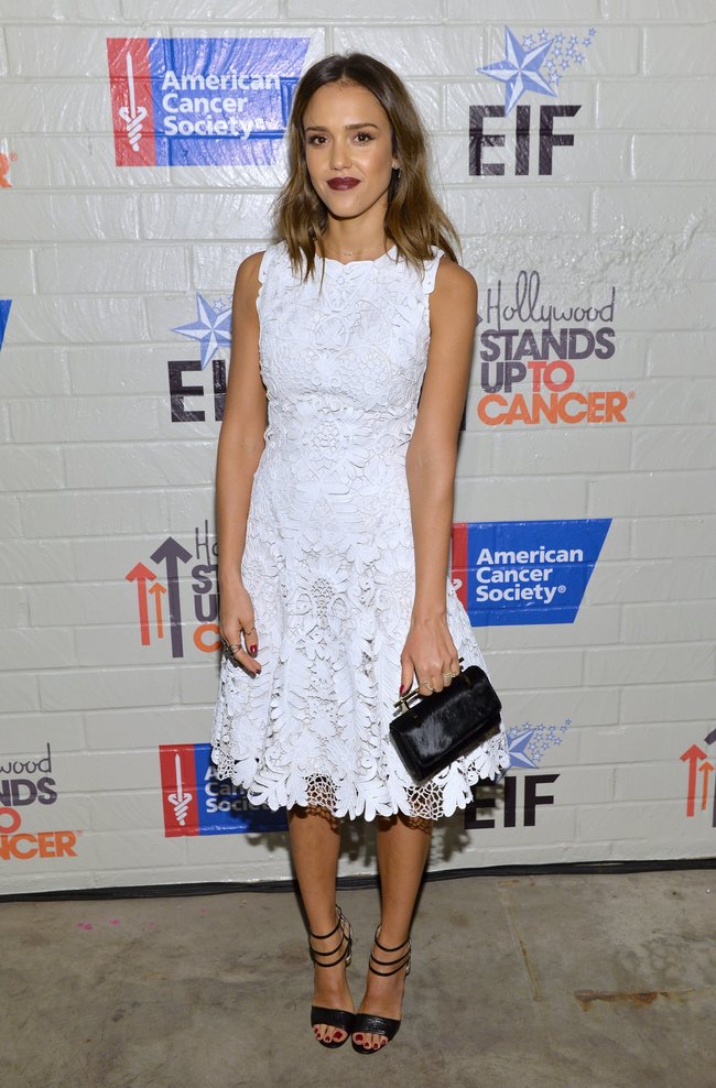 «Hollywood Stands Up To Cancer»: Джессика Альба: jessica-alba-214-hollywood-stands-up-to-cancer-event--08_Starbeat.ru