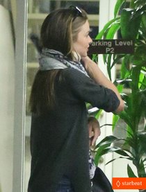 Миранда Керр: пострадала в аварии?: miranda-kerr-injured-from-car-crash-01_Starbeat.ru